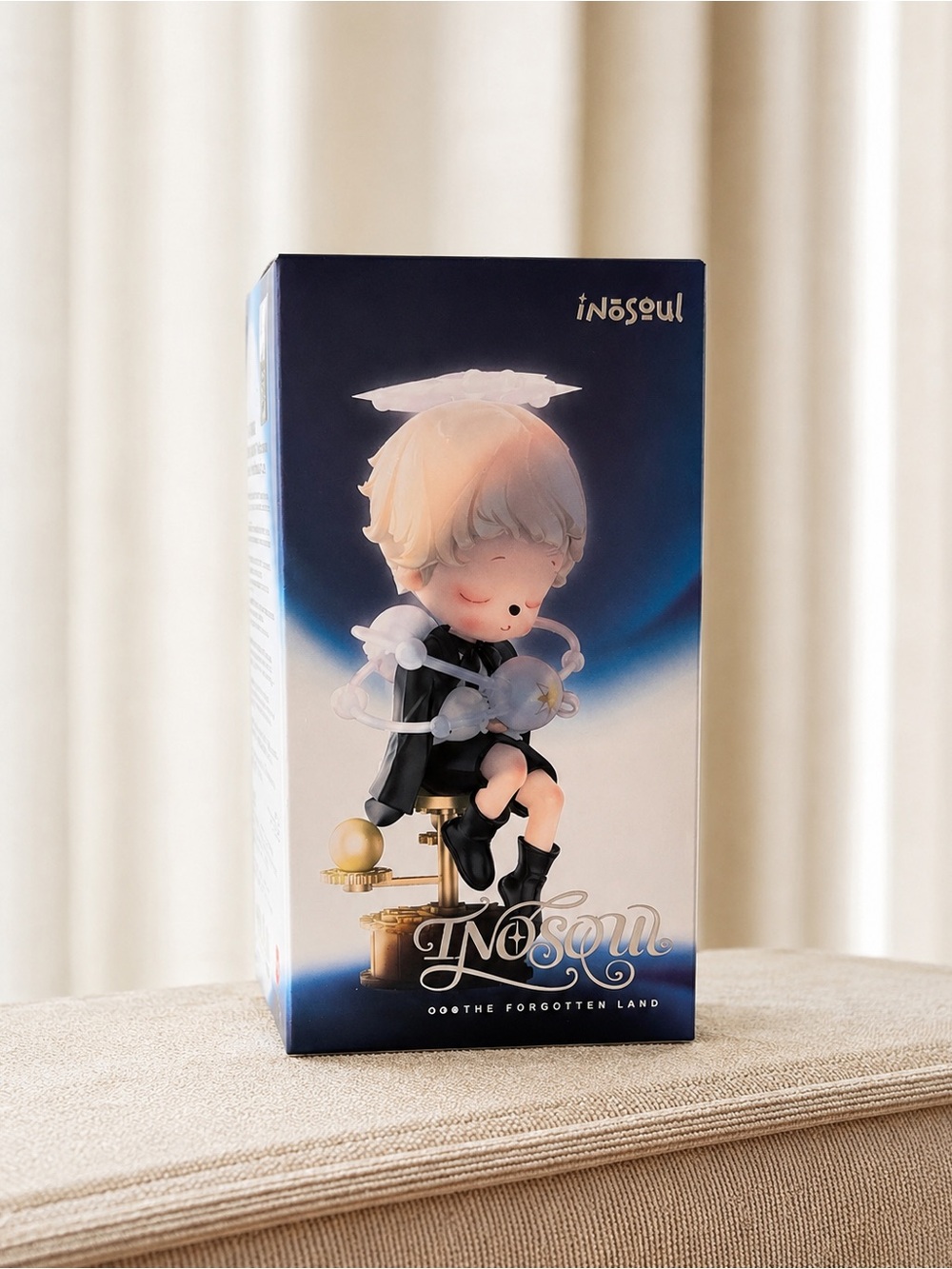 INOSOUL Blonde Angel Figurine — White & Black Collectible for Kids